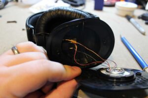 Sony MDR-7506 iPhone Mod 9